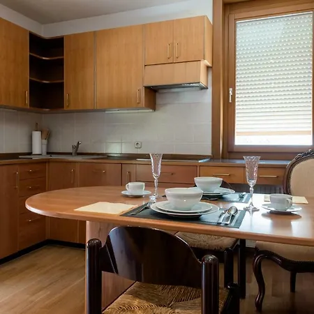 Rozna Dolina * Ljubljana