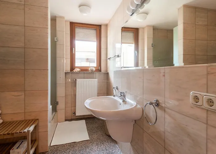 Rozna Dolina * 卢布尔雅那