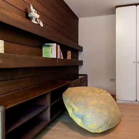 Rozna Dolina * Laibach